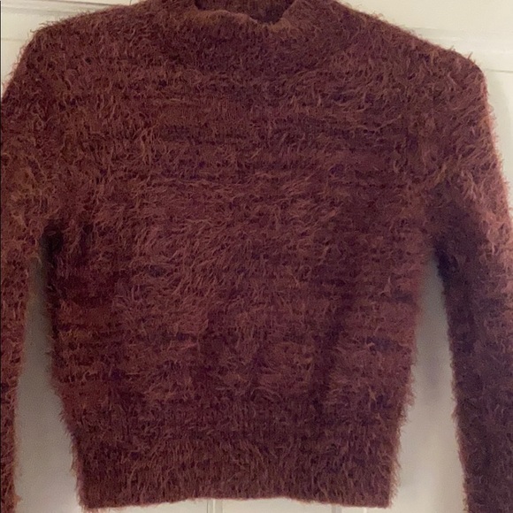 FLuffy cropped sweater XS - Picture 4 of 4